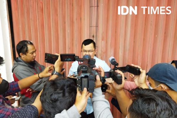 Iwan Bomba Beli Sriwijaya FC, Hendri Mundur Sebagai Presiden Klub