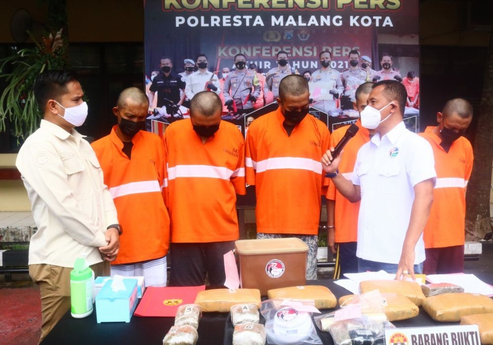 Polisi Gagalkan Peredaran 14,7 Kilogram Ganja di Kota Malang 