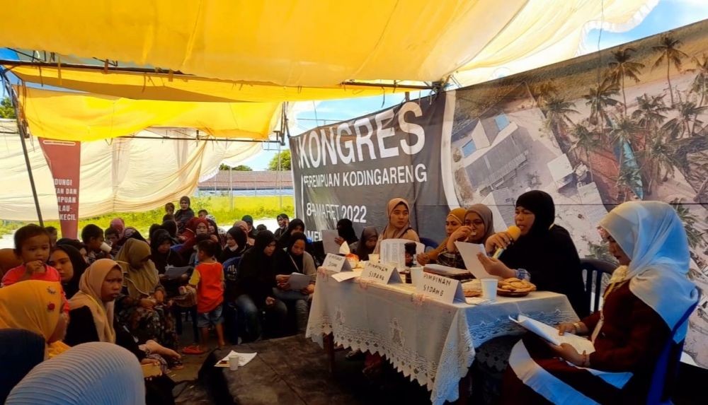 Perempuan Pulau Kodingareng Membentuk Organisasi untuk Perjuangkan Hak