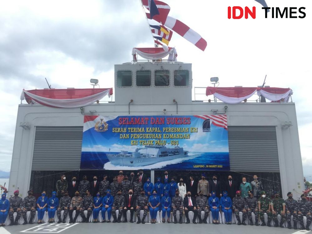 Keren! TNI AL Tambah Kapal Perang Angkut Tank, KRI Teluk Palu-523