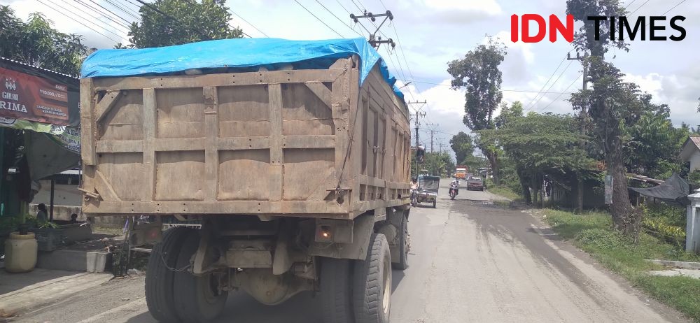 Kerusakan Jalan di Kutai Barat Diperparah dengan Lambatnya Birokrasi