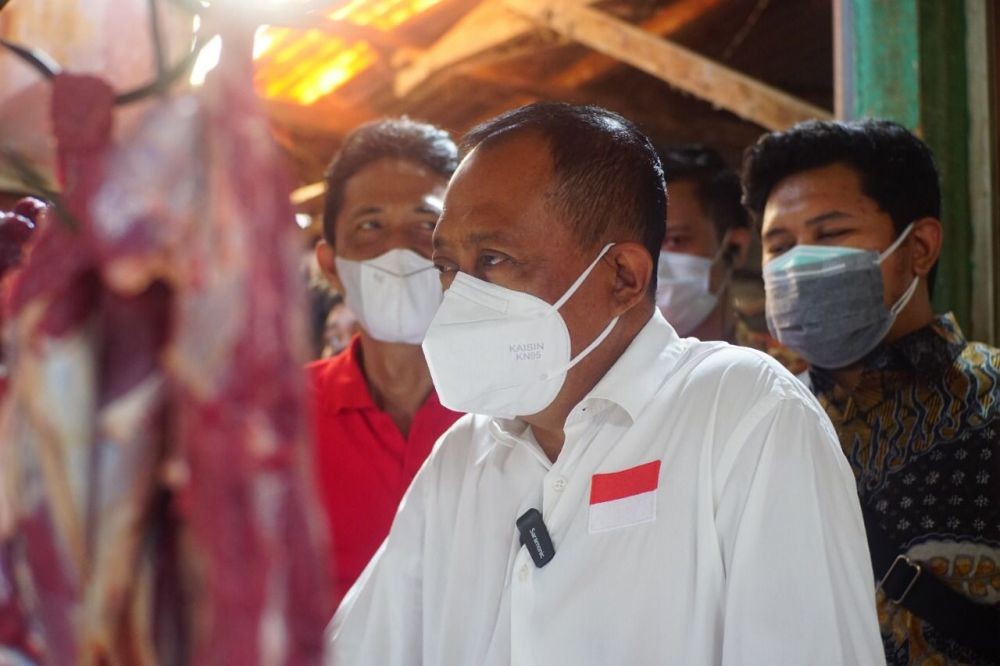 Wakil Wali Kota Surabaya Eksis Ngonten di Medsos, Warga Protes