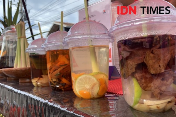 13 Jajanan Dijual di Taman UMKM Bung Karno, Pengin Borong!