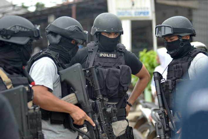 2 Teroris Lampung Meninggal Tembaki Tim Densus 88 dengan Senapan M16 