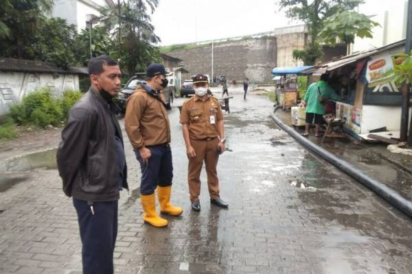 Hujan Deras Picu 11 Titik Di Kota Tangerang Terendam Banjir