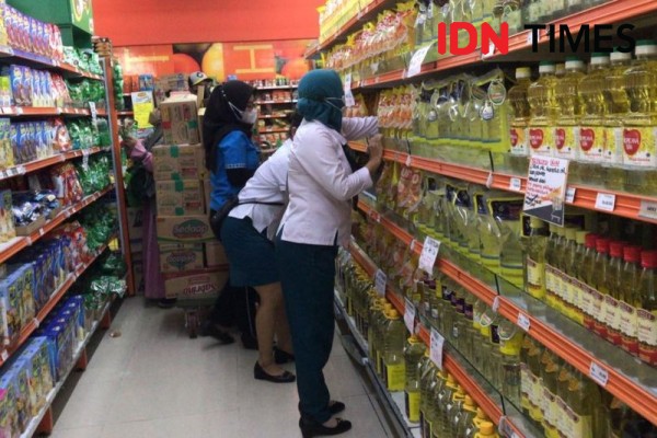 Kenaikan Harga Minyak Goreng Jadi Pil Pahit Warga Jelang Ramadan