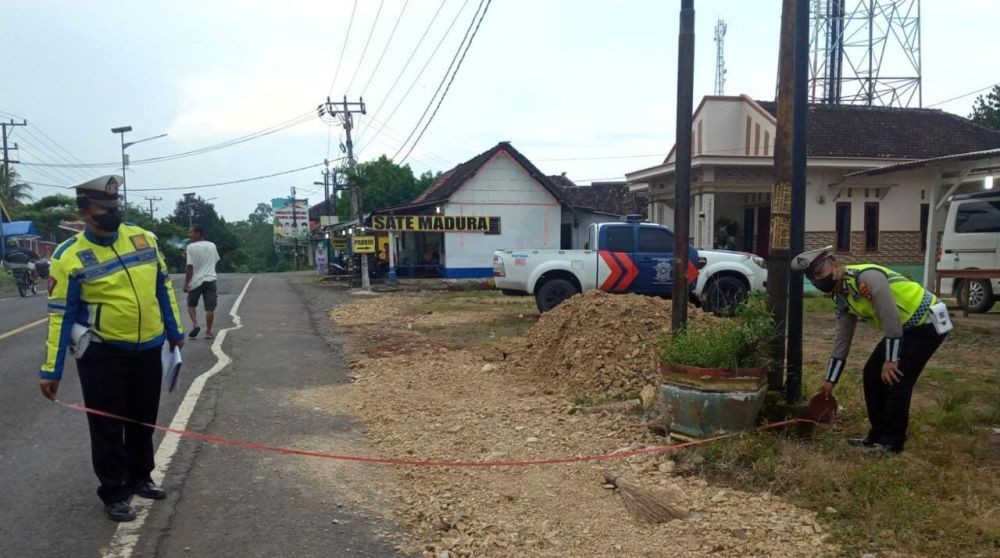 Kecelakaan Maut Motor Vs Truk, Pengendara Motor Meninggal di TKP 