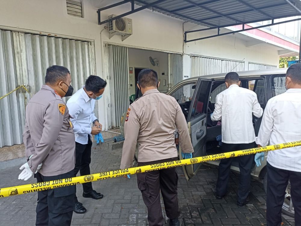 Geger, Penemuan Dua Mayat Dalam Mobil di Mataram 