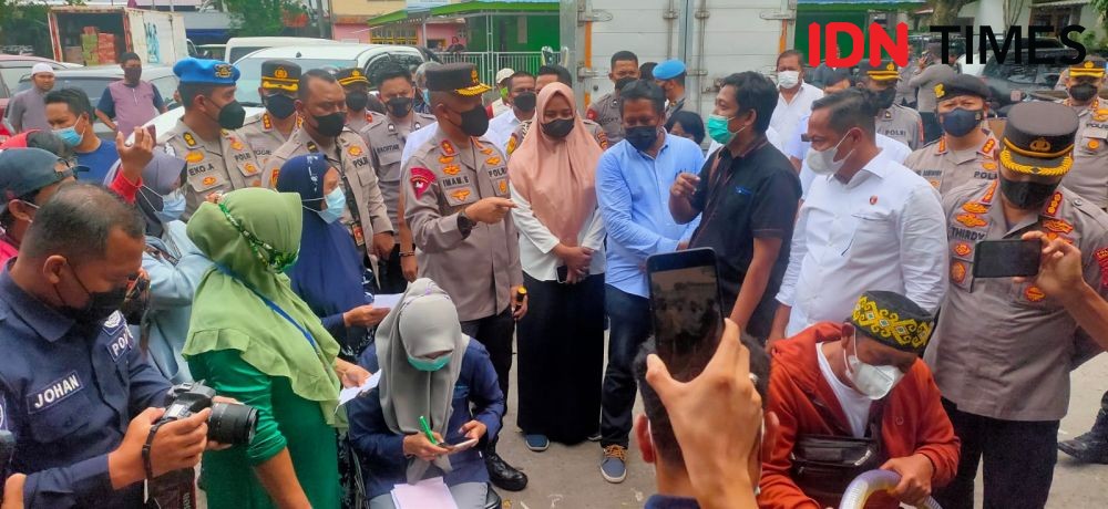 Ribuan Liter Minyak Goreng Digelontorkan di Balikpapan dan Samarinda 