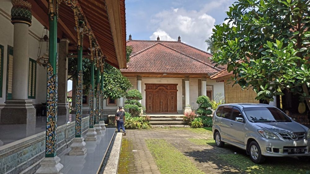 Suasana Rumah Mantan Bupati Tabanan Eka, Sempat Pulang