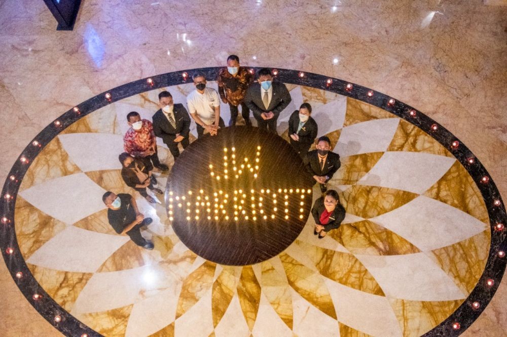 Kampanye Earth Hour, JW Marriott Medan Tampak Gelap Selama Sejam