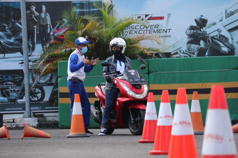 5 Instruktur Honda Safety Riding Park Akan Adu Ilmu di Thailand