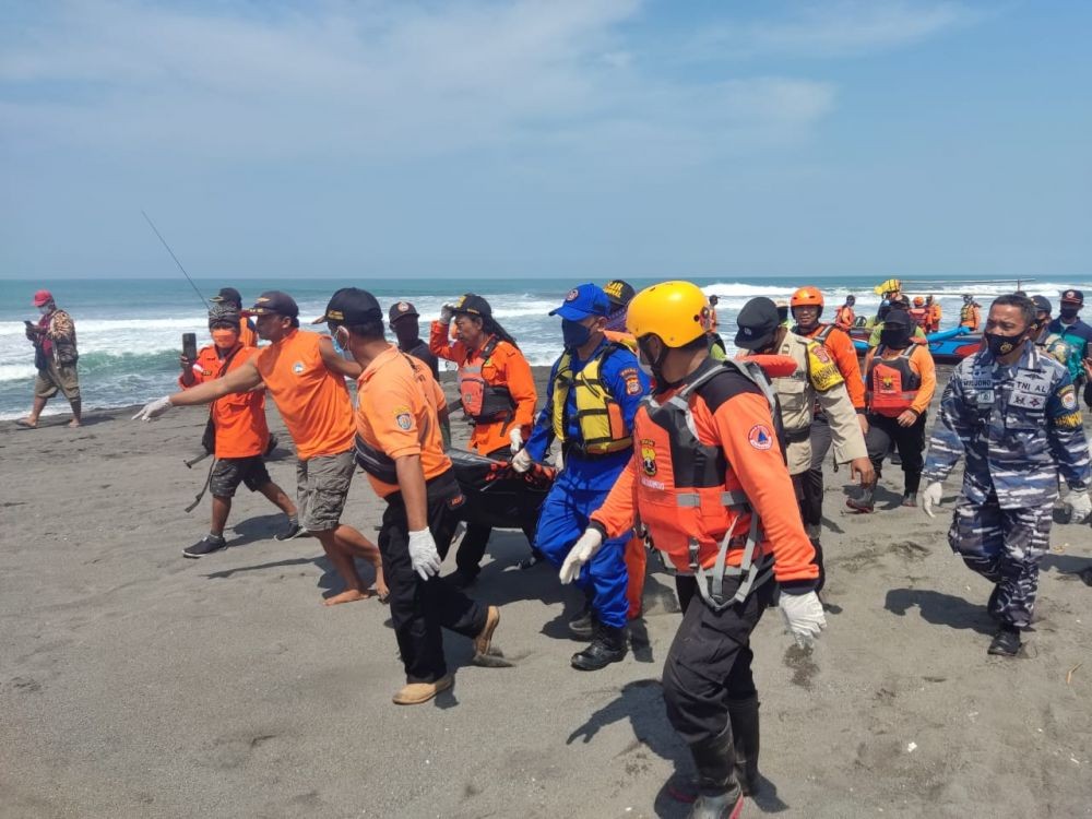 Mayat Perempuan Tanpa Busana Ditemukan di Pantai Ngrawe Gunungkidul
