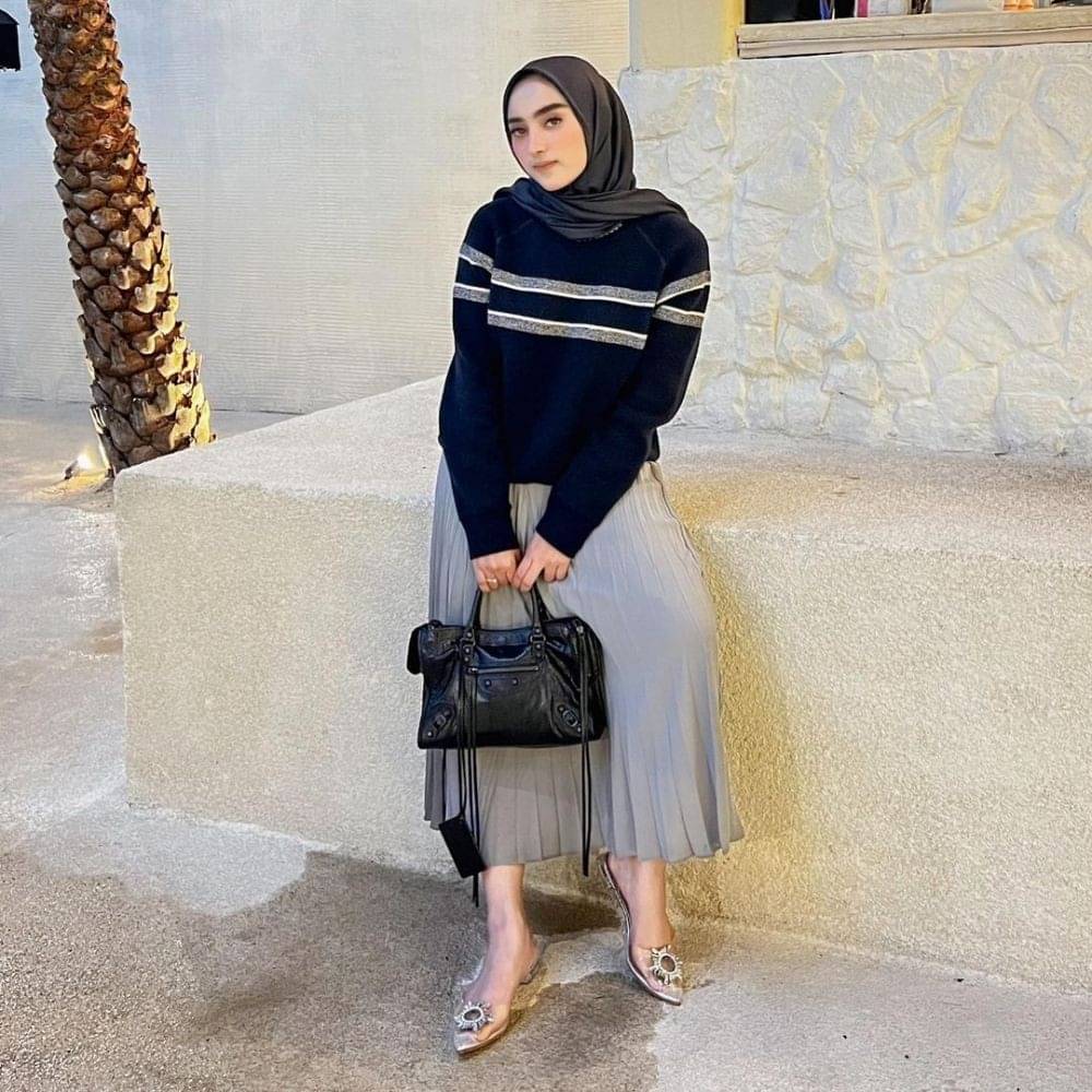 12 OOTD Dinan Nurfajrina Salmanan, Sangat Trendi Dan Stylish