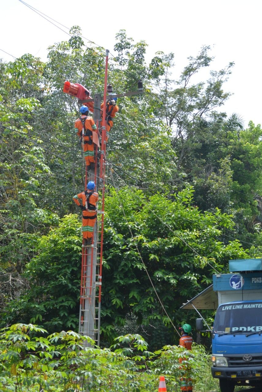 Cara PLN Lampung Amankan Pasokan Listrik Ramadan hingga Lebaran