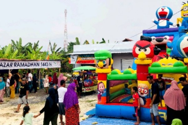 Berburu Takjil dan Sembako Murah di Bazar Ramadan Gresik