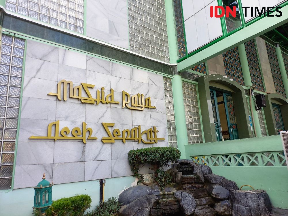 Nikmatnya Berbuka Puasa di 7 Masjid Ikonik Kota Medan Ini