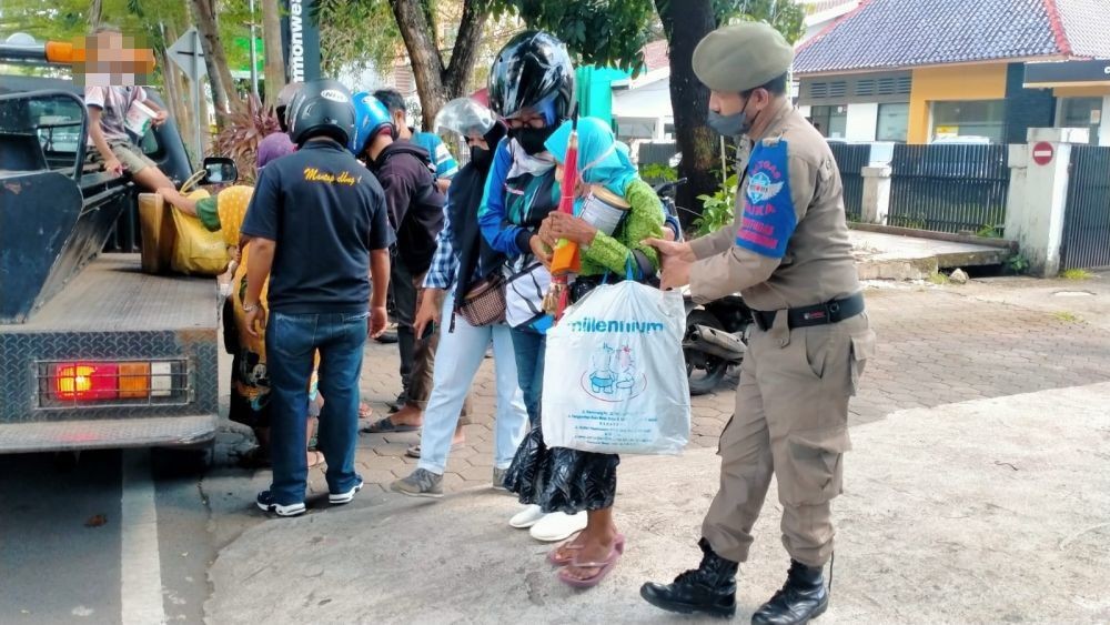 Pemkot Makassar Gencarkan Razia Anjal dan Gepeng di Jalan Protokol