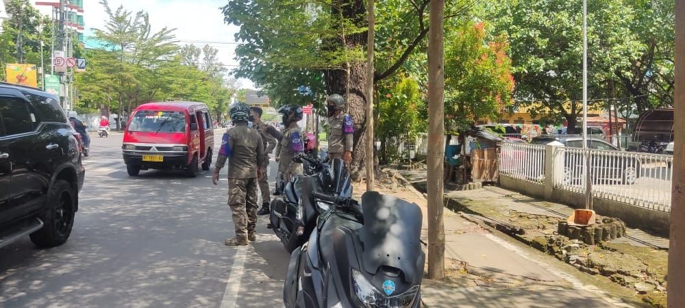 Satpol PP Makassar Amankan Anak Jalanan dan Pengemis saat Ramadan
