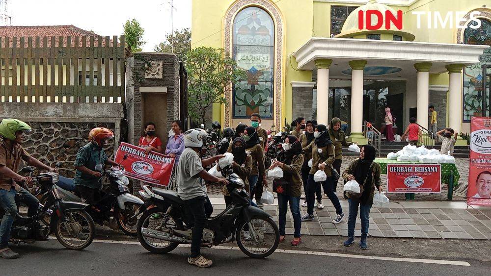 Bertahan Pagebluk, UMKM Gajahmungkur Syukuran Bareng Warga