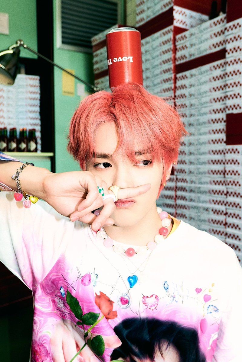 5 Fakta Love Theory, Lagu Terbaru Taeyong NCT