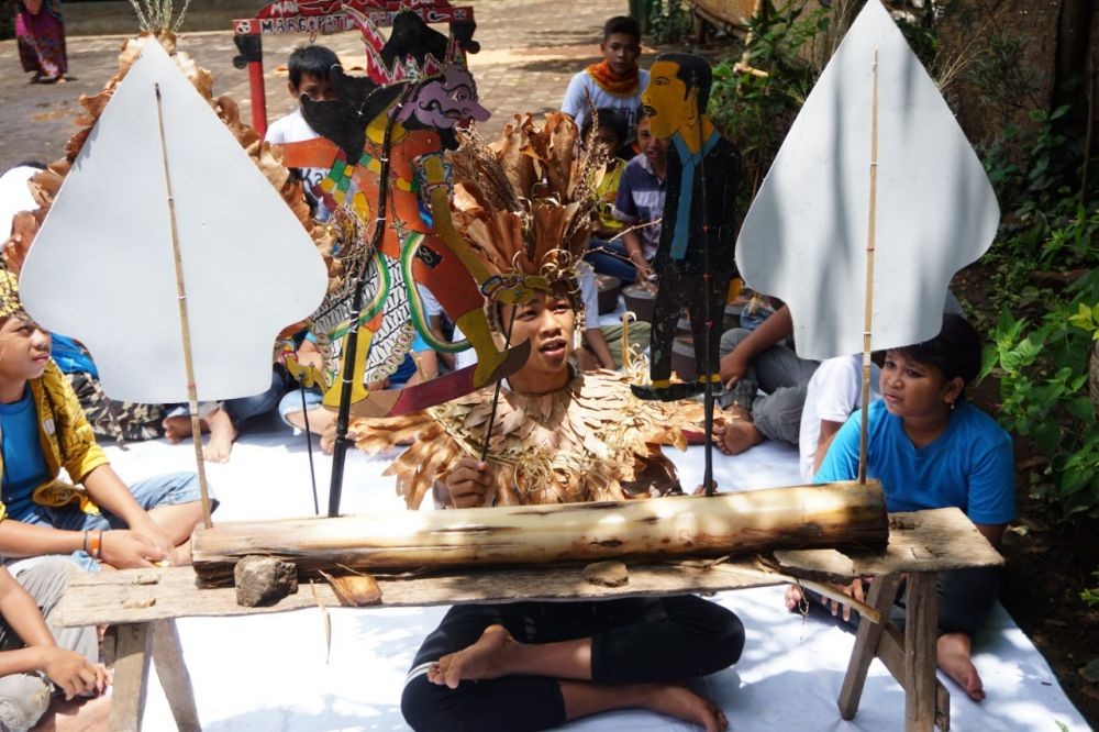 Pendidikan Karakter di Sekolah Adat Kampoeng Batara Banyuwangi