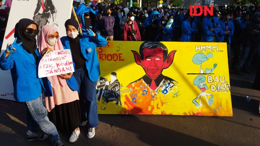 [FOTO] Demo di Alauddin Makassar, Ada Kartun Setan Telinga Panjang