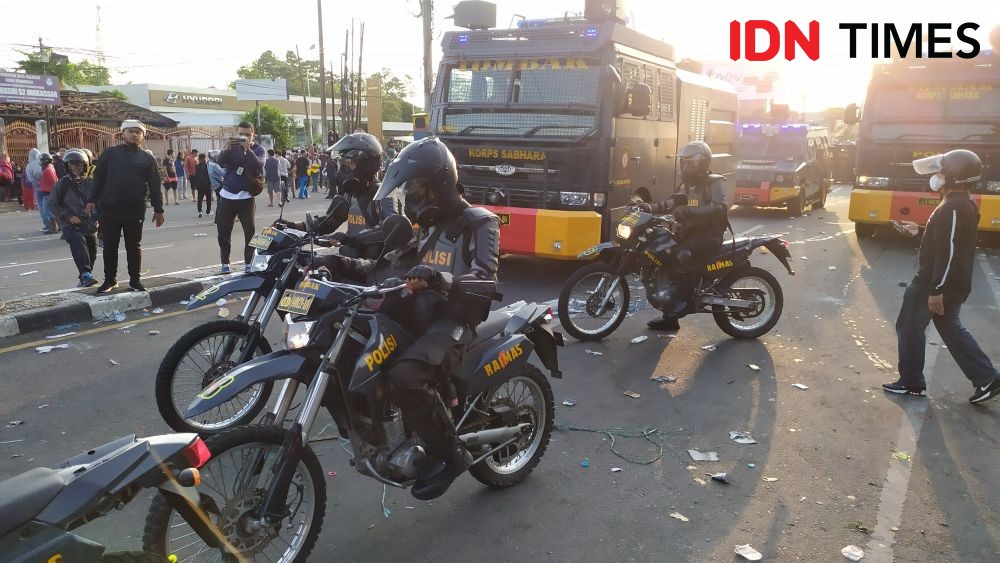 32 Orang Ditangkap saat Demo 11 April di Makassar