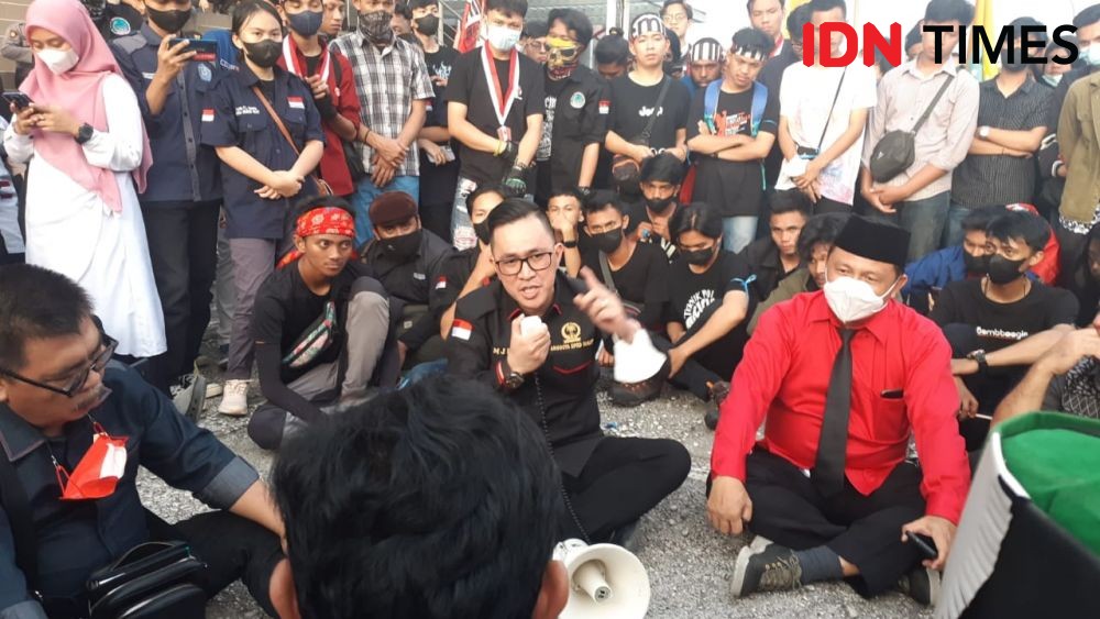 Demo Mahasiswa di Manado, Tolak Penundaan Pemilu hingga Soal HAM Papua