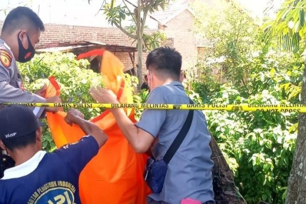 Mayat Lansia Pembuat Sapu Lidi Ditemukan Mengambang di Sungai