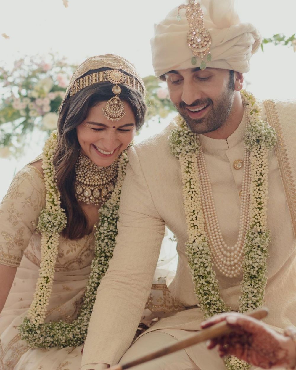 9 Potret Pernikahan Alia Bhaat dan Ranbir Kapoor