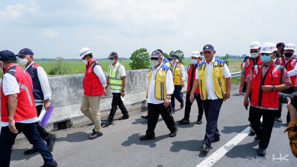 Menteri PUPR Pastikan Jalan Tol Lampung-Sumsel Siap Dilalui Pemudik 