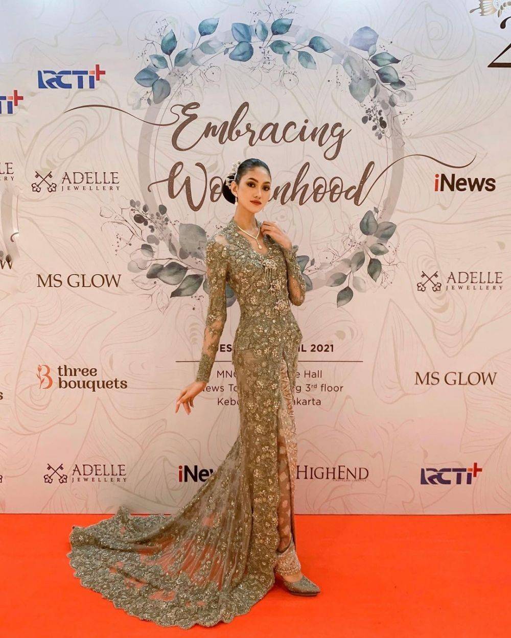 11 Inspirasi Kebaya Pastel Untuk Resepsi Pernikahan, Memikat