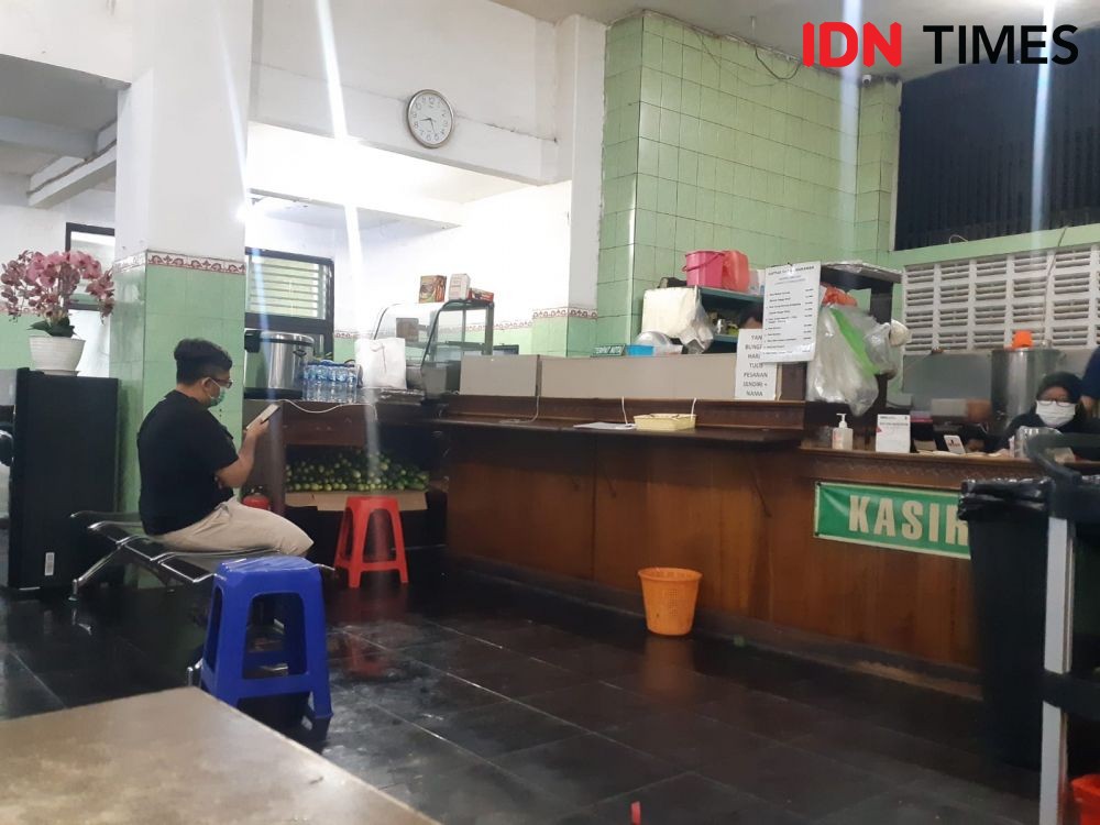 Menikmati Bebek Porsi Kuli saat Buka Puasa di Surabaya
