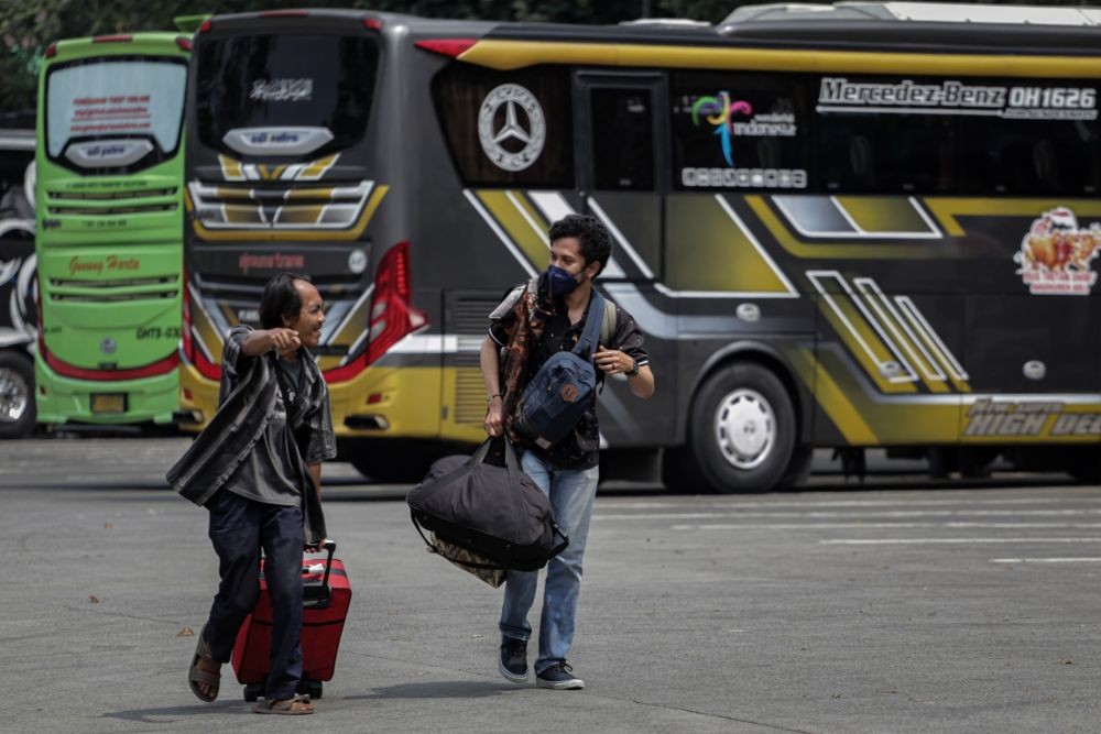 Potret Pemudik Mulai Padati Terminal Poris Plawad Tangerang