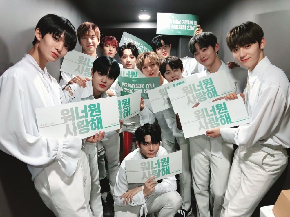 5 Grup KPop yang Umumkan Nama Fandom Sebelum Resmi Debut