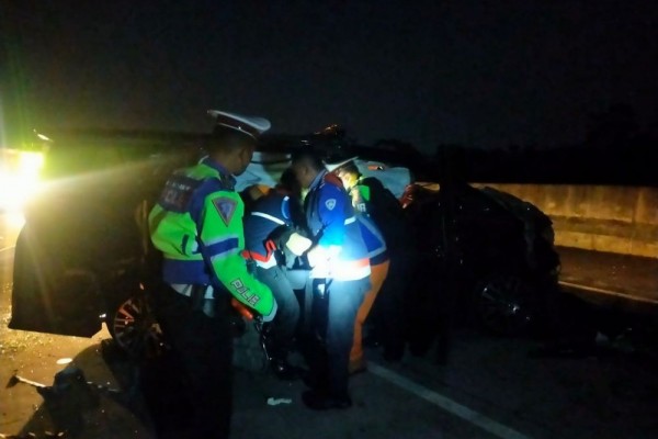 Laka Maut Grup Musik Debu di Tol Probolinggo, Dua Meninggal Dunia