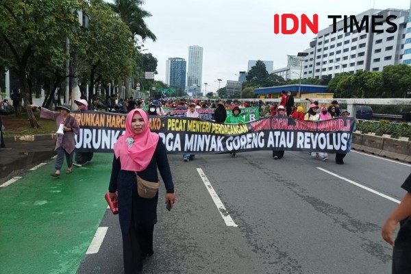 Isi Tuntutan Buruh Kepada Jokowi Dalam Demo 21 April Di DPR