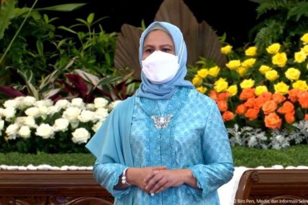 Ibu Negara Ucapkan Terima Kasih kepada Nakes Perempuan di Hari Kartini