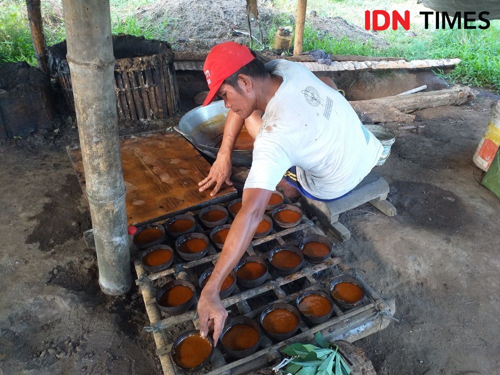 Produksi Gula Merah Rumahan di Minahasa Utara Tembus Pasar Ekspor