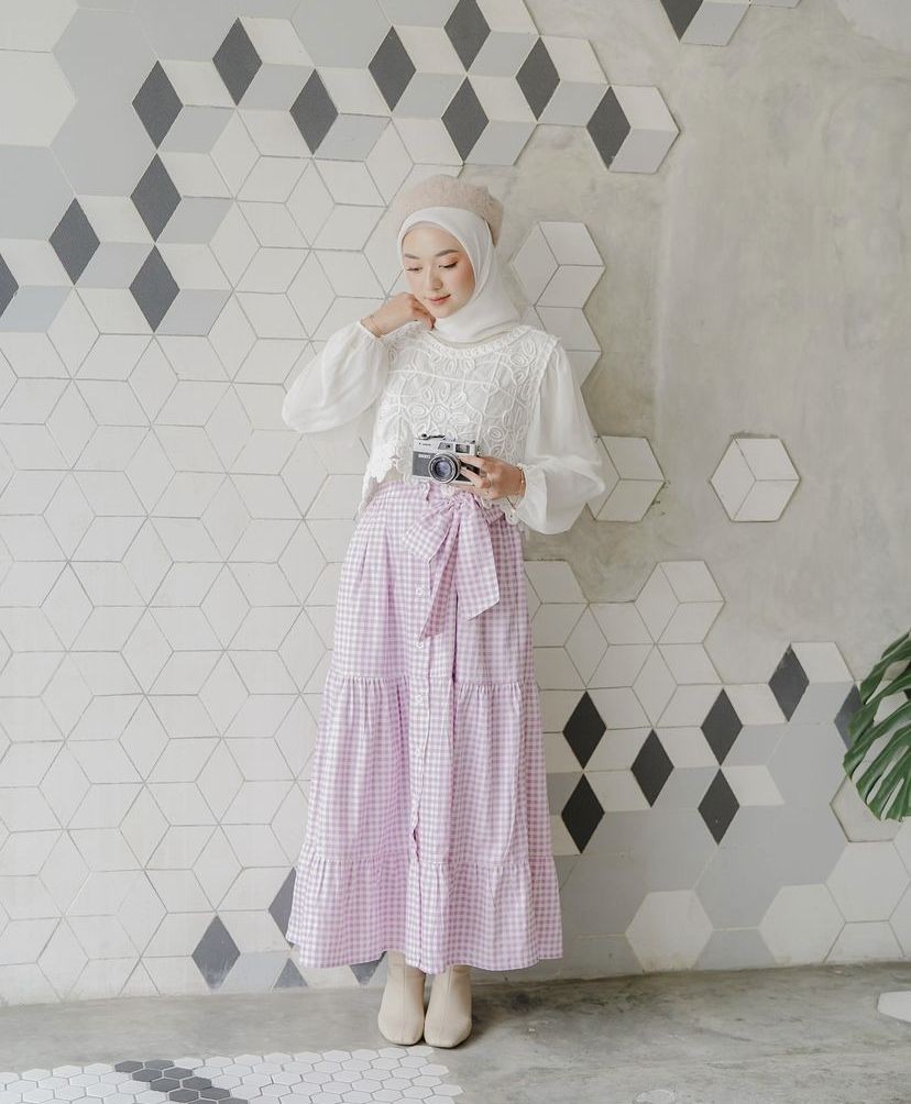 10 Rekomendasi Outfit Lebaran Korean Style, Catchy dan Syari!