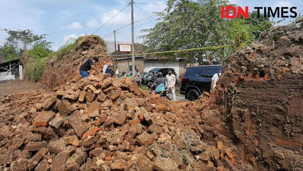 Pemilik Lahan Bersuara Terkait Penjebolan Tembok Keraton Kartasura