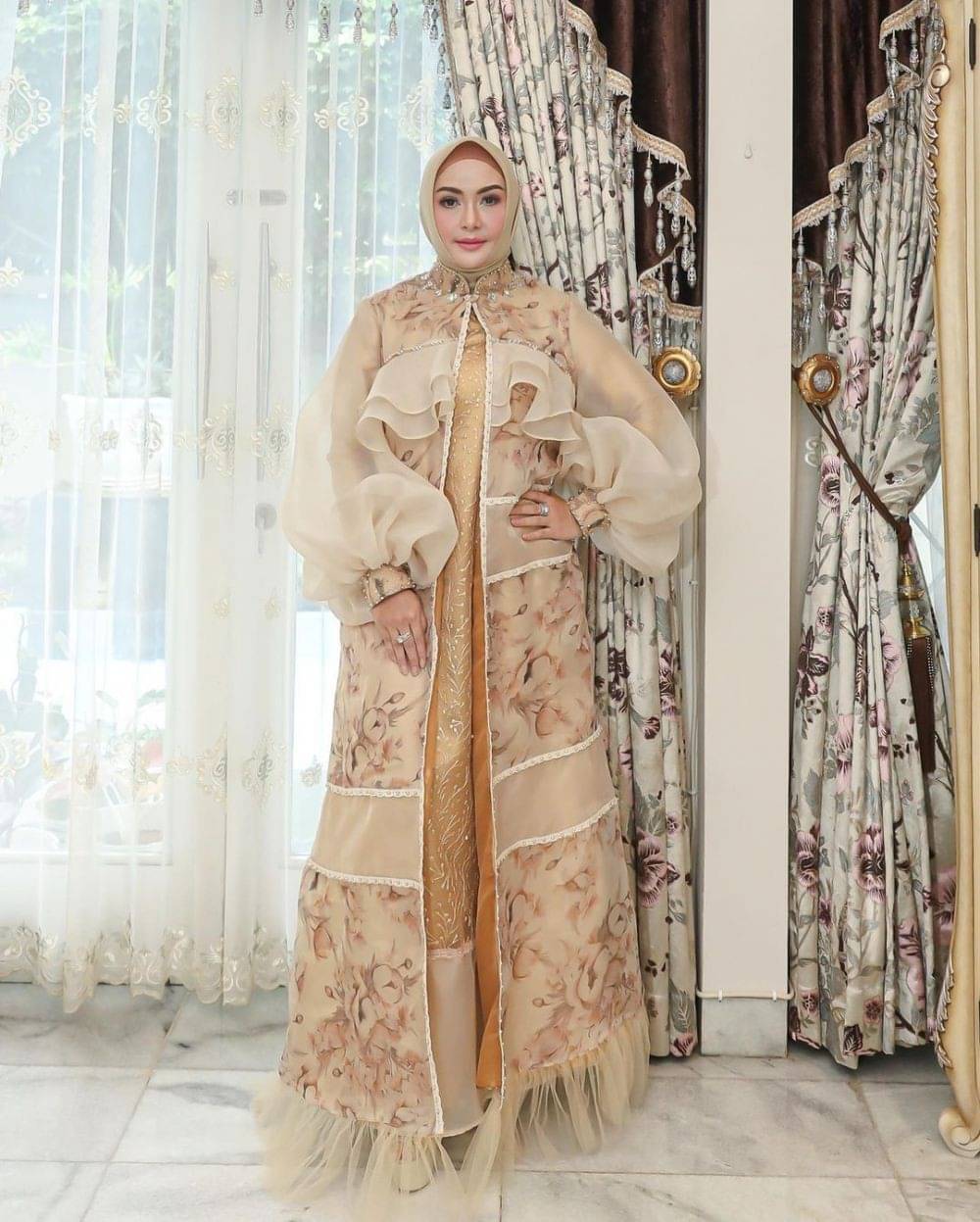 12 Inspirasi Gamis Pastel Untuk Lebaran 2022, Dijamin Anggun