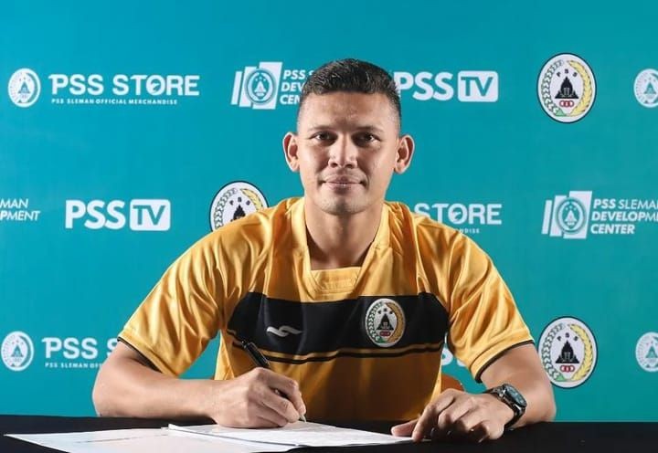 Mantan Kiper Madura United, Resmi Jaga Gawang PSS Sleman