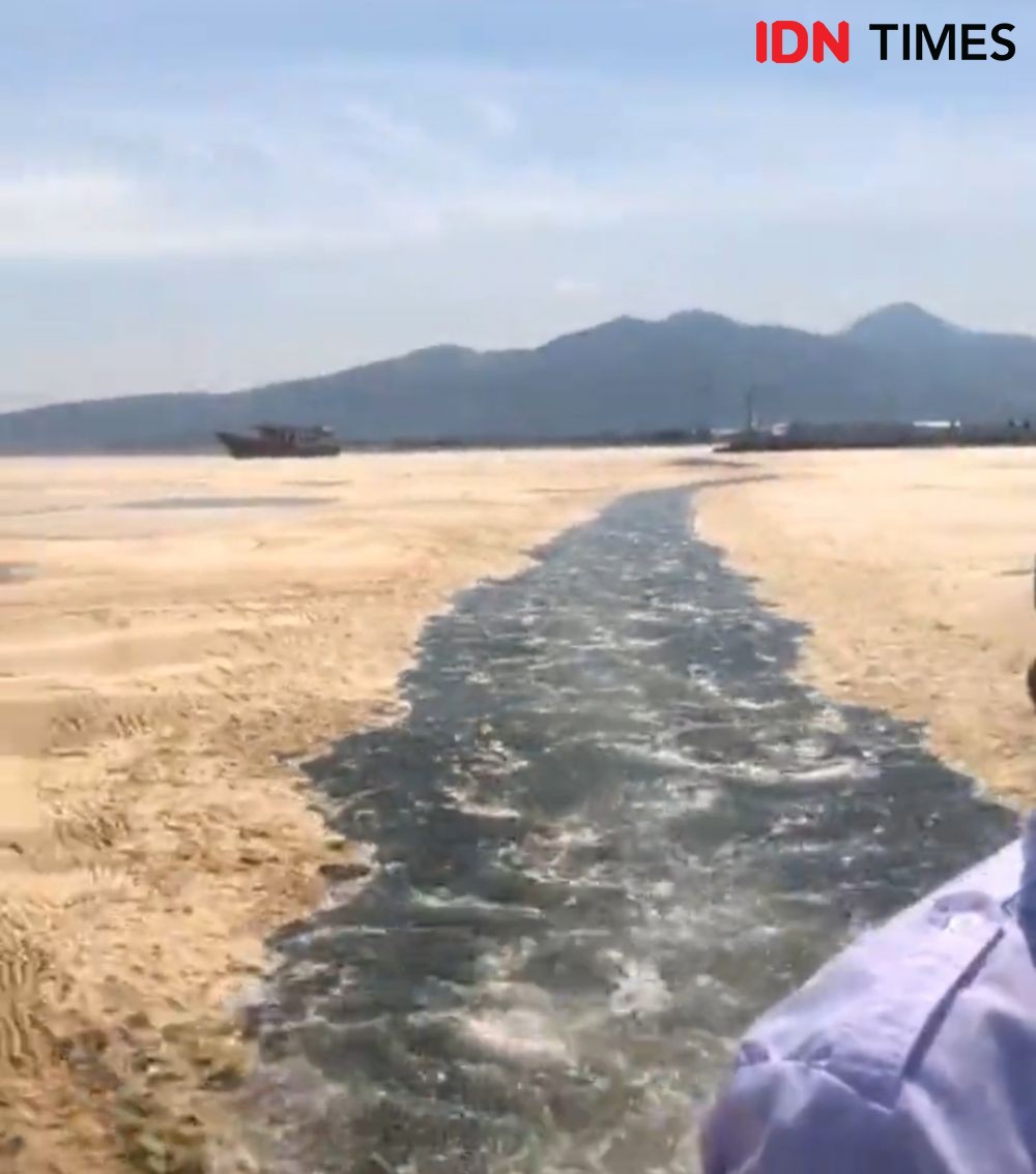 Viral! Pantai di Bima Tercemar Limbah, Terparah Depan Depo Pertamina