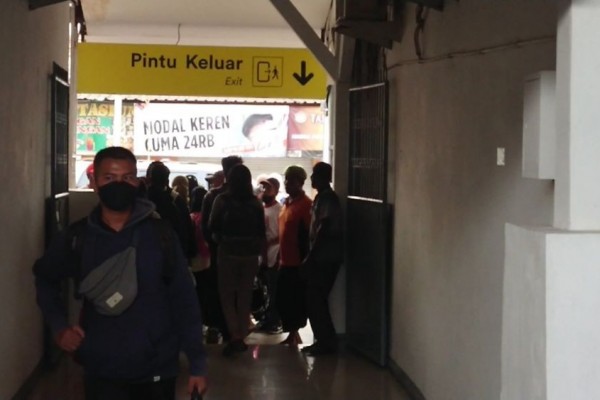 Pemudik Mulai Berdatangan Di Stasiun Tulungagung