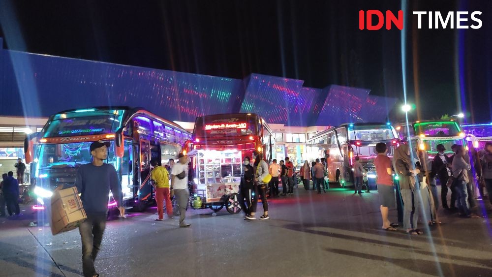 Arus Balik di Terminal Batoh Banda Aceh Didominasi Wisatawan