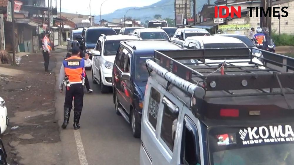 112.000 Kendaraan Telah Lintasi Jalur Mudik Nagreg Hingga H-2 Lebaran 