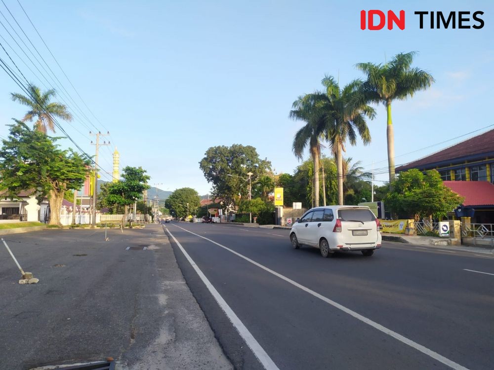 8 Potret Jalan Bandar Lampung Sepi Kendaraan, Hari Pertama Lebaran