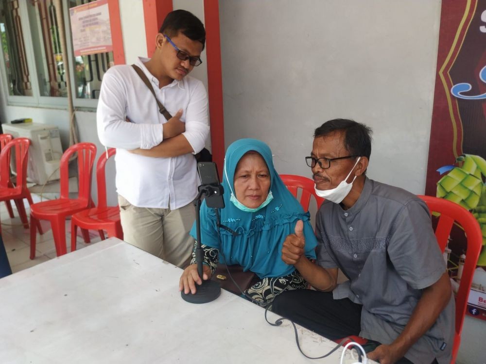 Gak Boleh Dijenguk, Napi Narkoba Semarang Terharu Video Call Keluarga